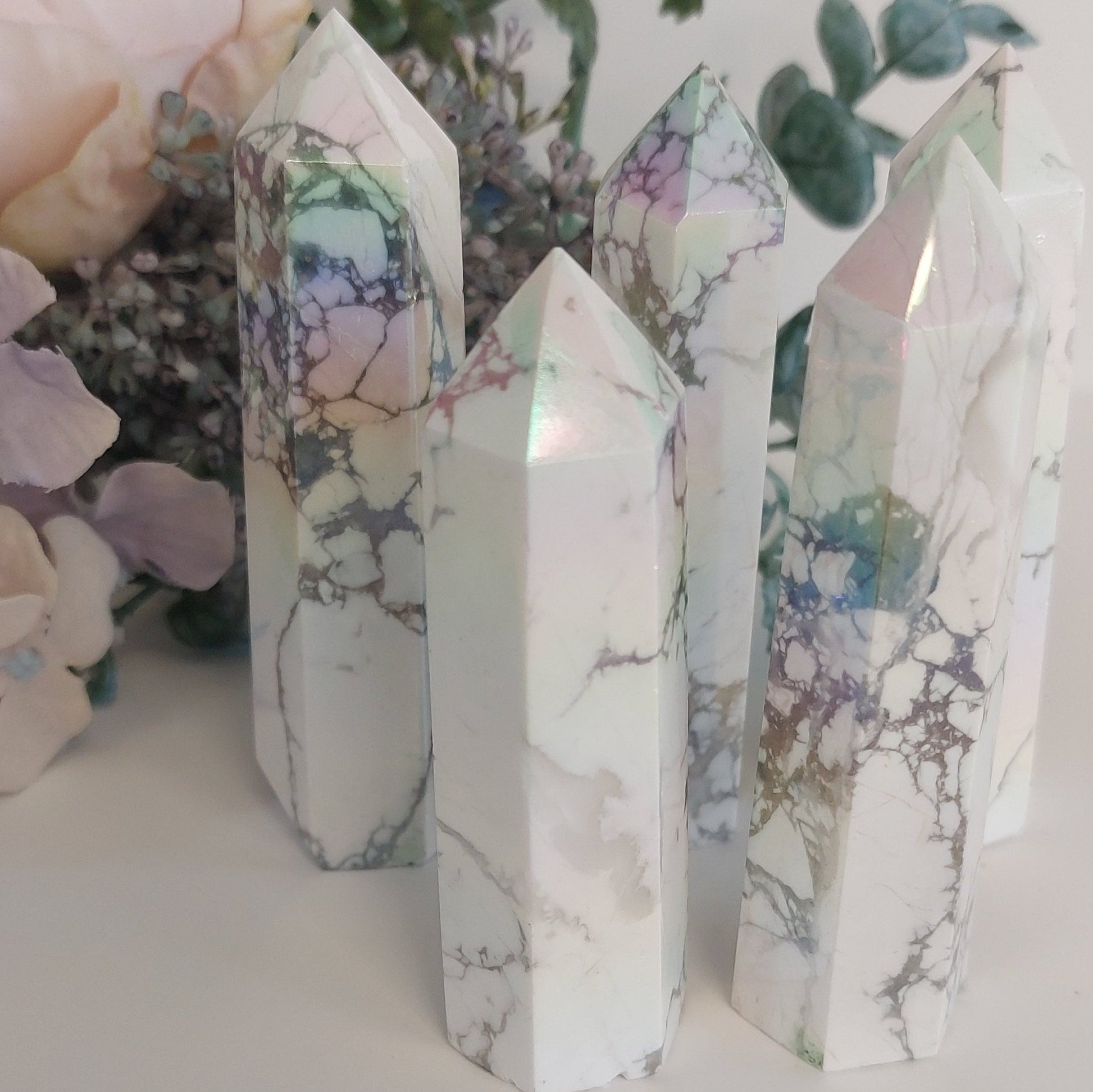 Howlite Aura Tower